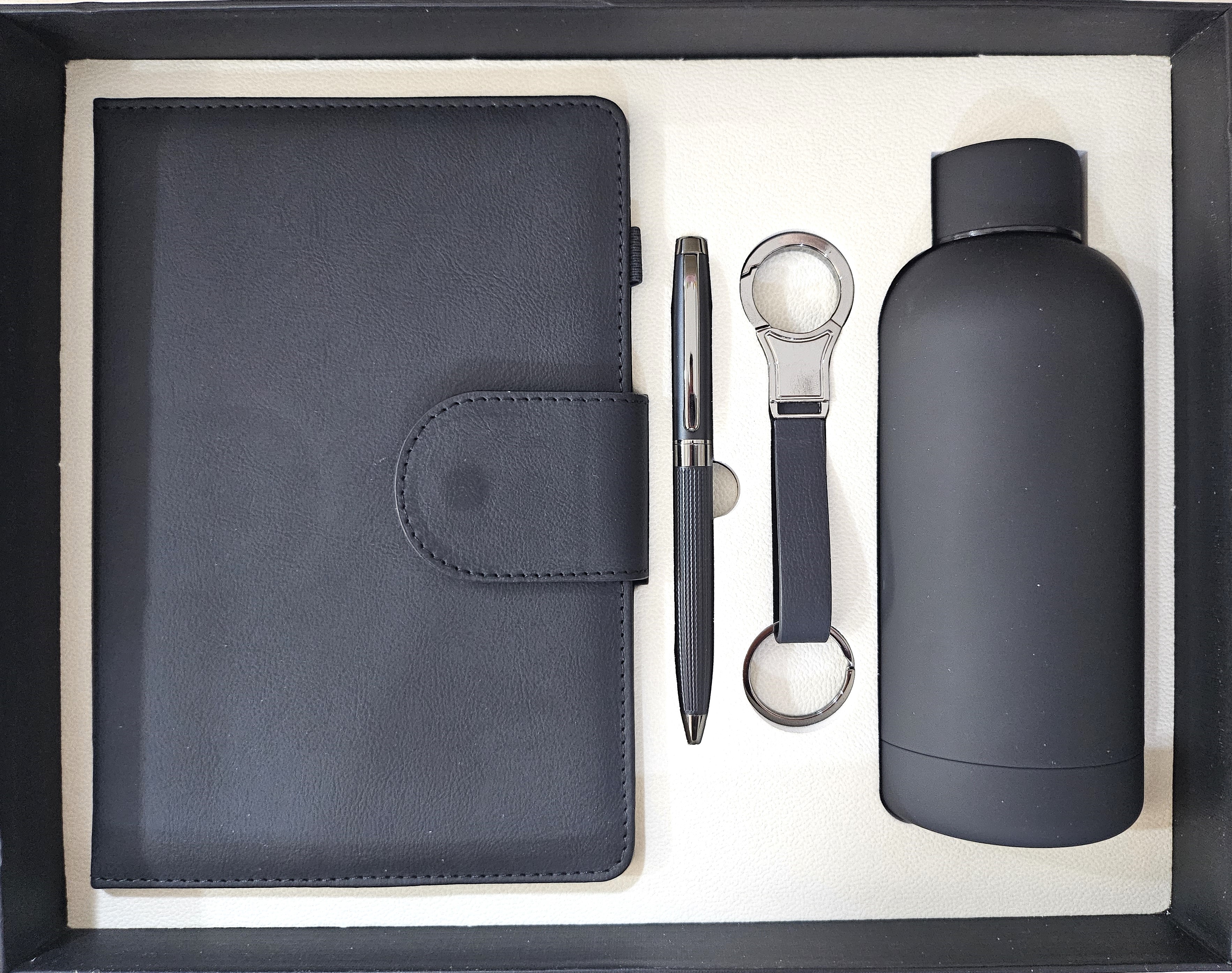 Writing Set "Kimano" 5-pcs ΣΤΥΛΟ-USB-ΚΑΡΤΟΘΗΚΗ-ΜΠΡΕΛΟΚ